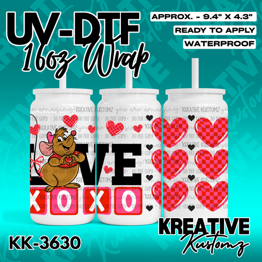 A UV DTF cup wrap featuring a cartoon mouse, hearts, and the word love for a 16oz glass can.