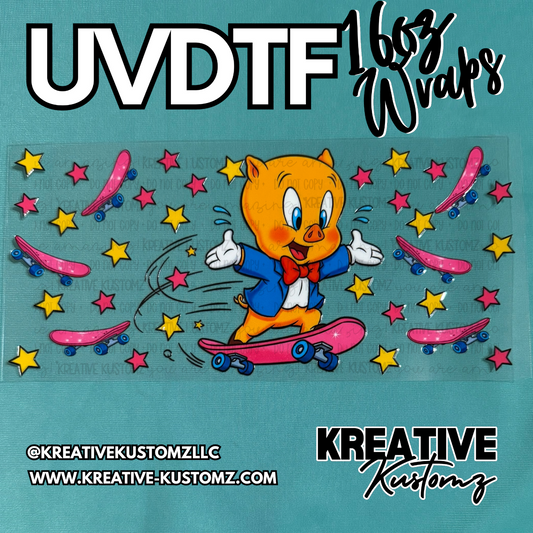 A UV DTF cup wrap featuring Porky Pig skateboarding surrounded by pink skateboards and yellow stars.